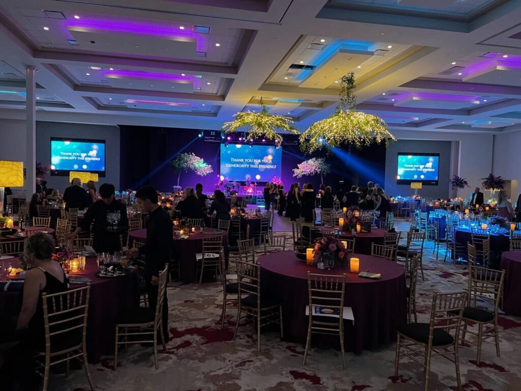 Fundraising gala thanking guests